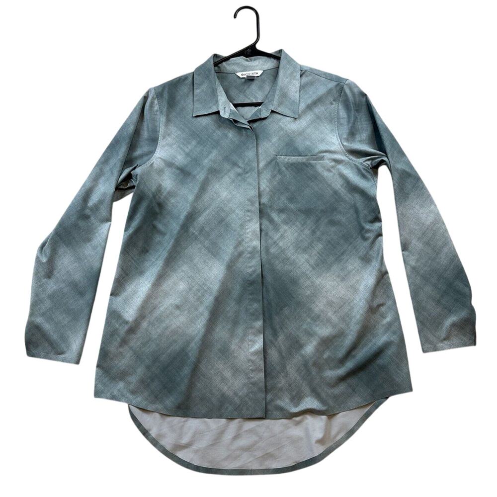 Athleta Urbanite Textured Blouse Womens M Green Gray Printed Button Down Tunic